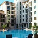 Apart Otel Amadeus Lux - Menada
